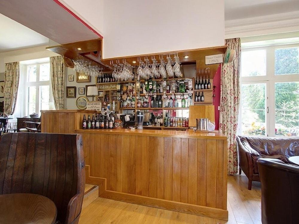 Manor Bed & Breakfast 5*