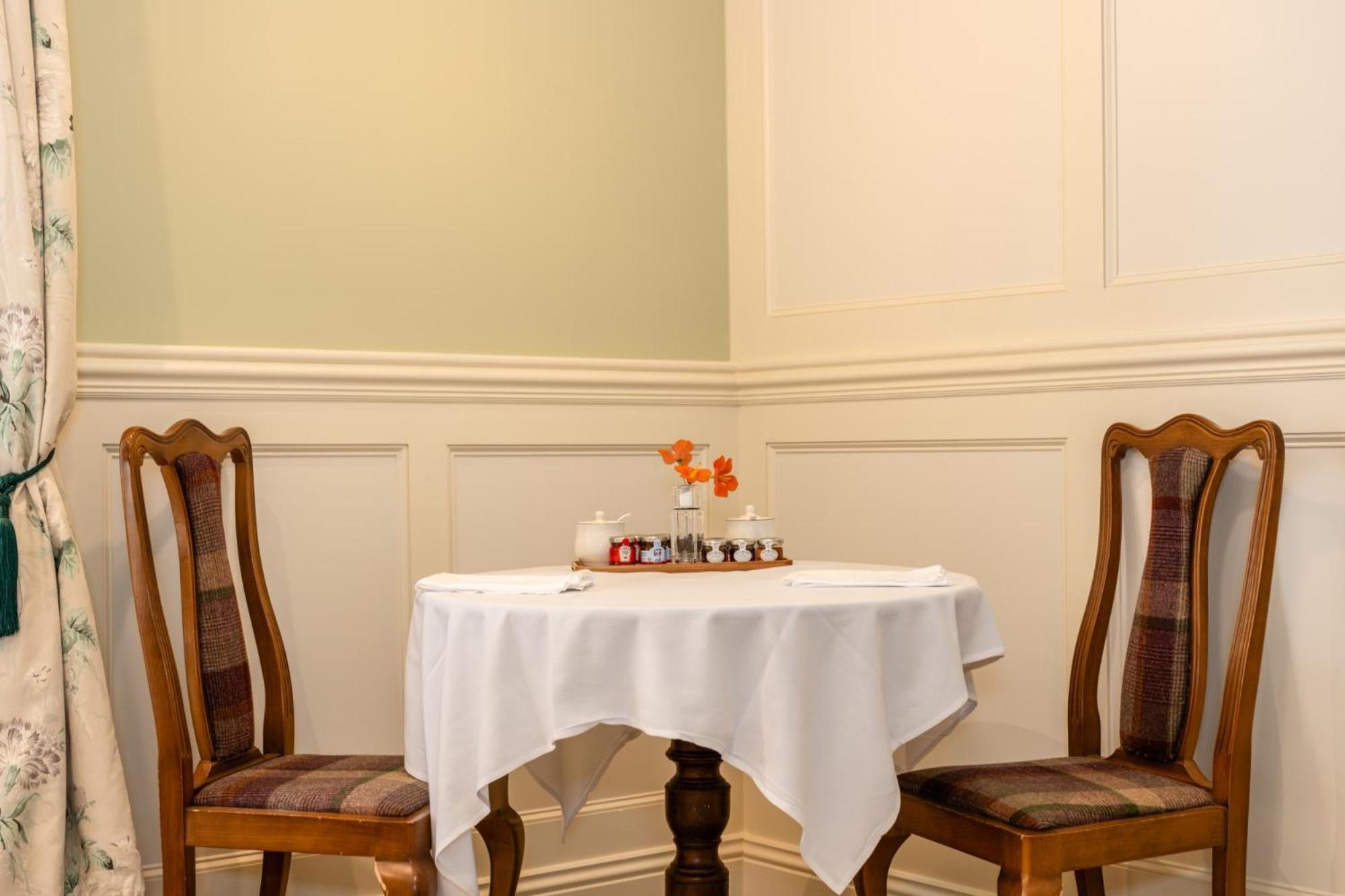 Bed & Breakfast Manor 5*